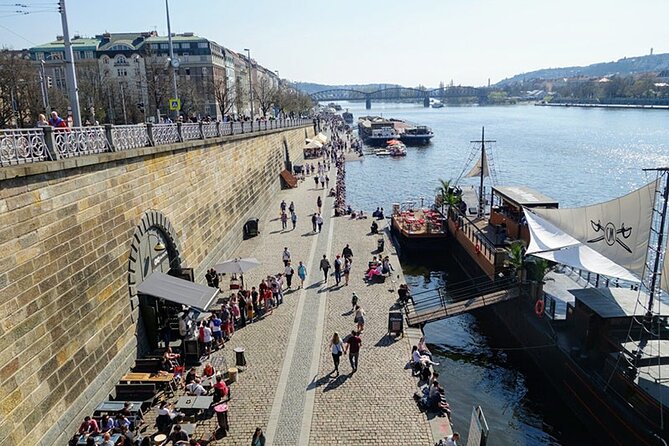 Online Virtual Tour of Prague - Inclusions and Amenities