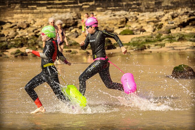 Open-Water Swimming in Cascais - Group Size and Interaction