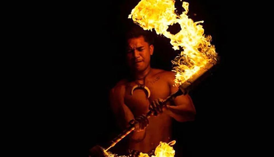 Orlando: Polynesian Fire Luau With Dinner and Live Show - Experience Highlights