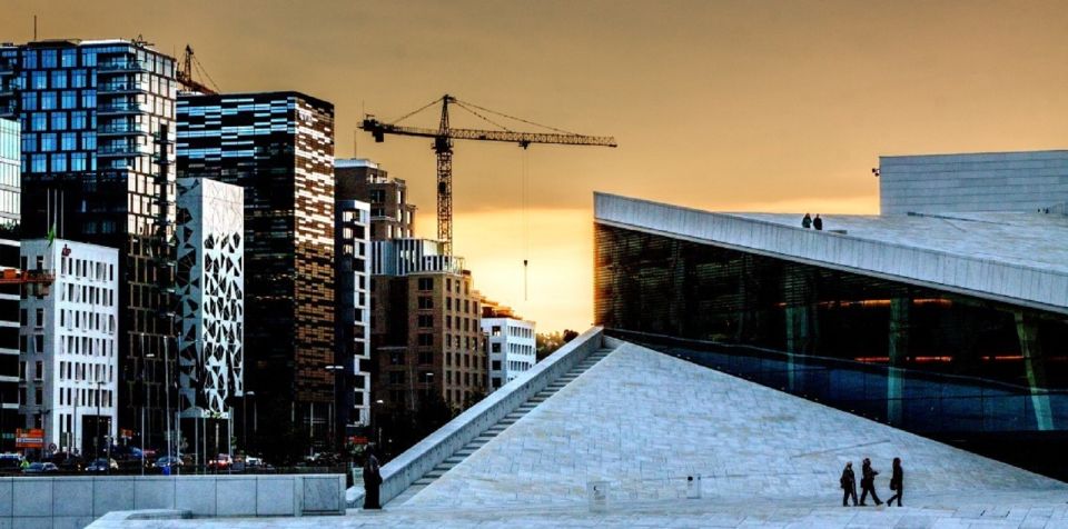 Oslo City Walks: The City of Contrasts - Urban Development Projects in Oslo