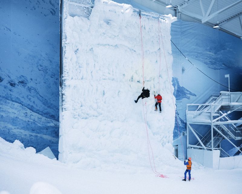 Oslo: Ice Climbing Experience at SNØ Ski Dome - Experience Highlights