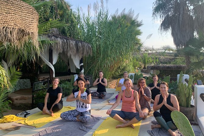 Outdoor Yoga and Breathe-Works Experience in Ibiza - Included Amenities