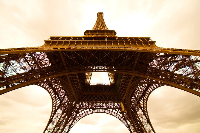 Paris Illumination Tour & Eiffel Tower (Reseved Access) - Tour Logistics