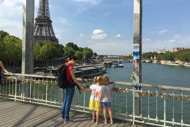 Paris: Welcome Walking Tour With a Seine River Cruise - Recommended Attire