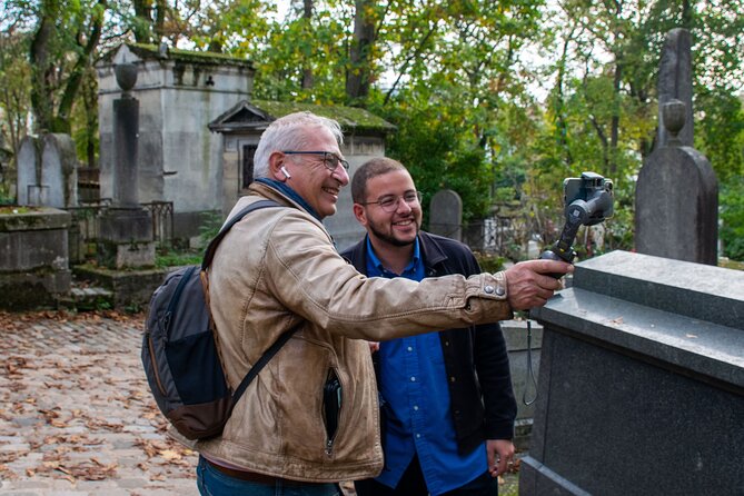 Père Lachaise Cemetery Tour: A Stroll Through Immortal History - Famous Graves