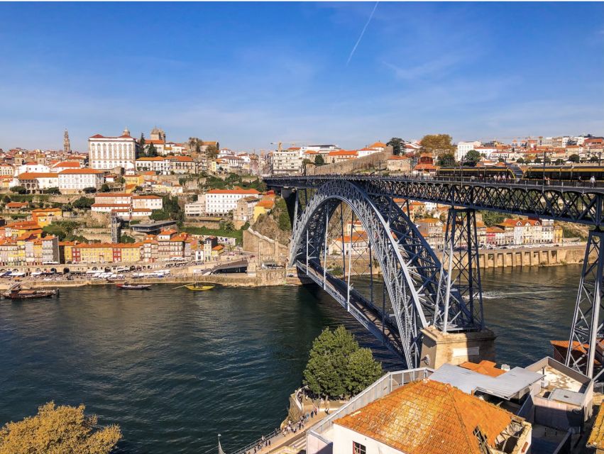 Photo Tour Porto: Walking Tour With Professional Photoshoot - Experience and Highlights