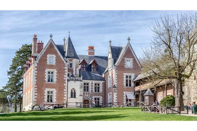 Photography Tour of Château Clos Lucé - Duration and Inclusions