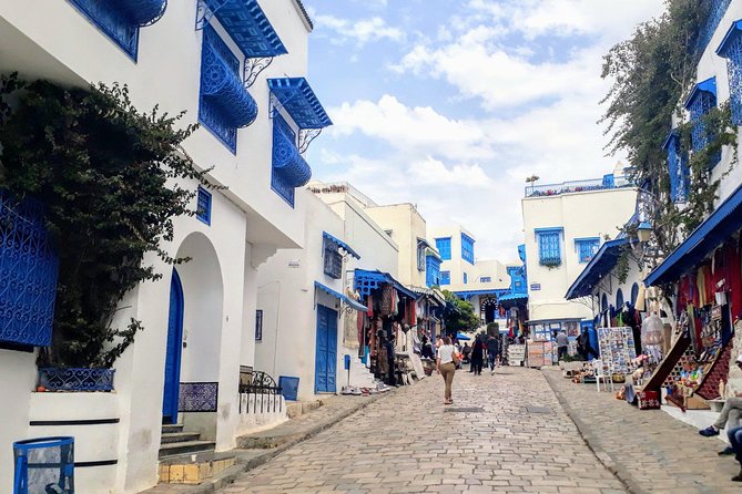 Picturesque Village Of Sidi Bou Said Tunis Old Medina - Boutique and Gallery Browsing