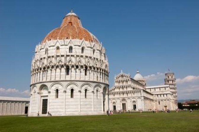 Pisa Walking Tour With Private Shooting - Meeting Point Details