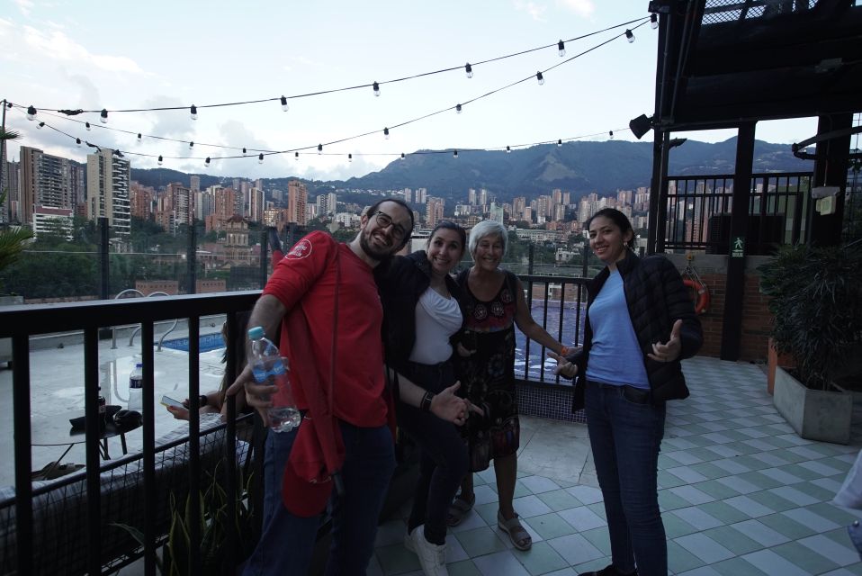 Poblado District Walking Tour in Medellin - Experience Highlights