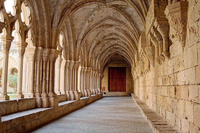 Poblet & Priorat Monastery - Small Group and Hotel Pick up From Barcelona - Pickup Location and Details