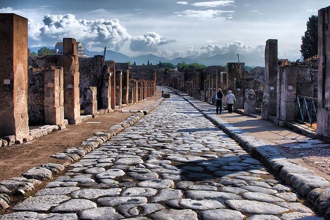 Pompeii Small-Group Tour - Meeting Point Details