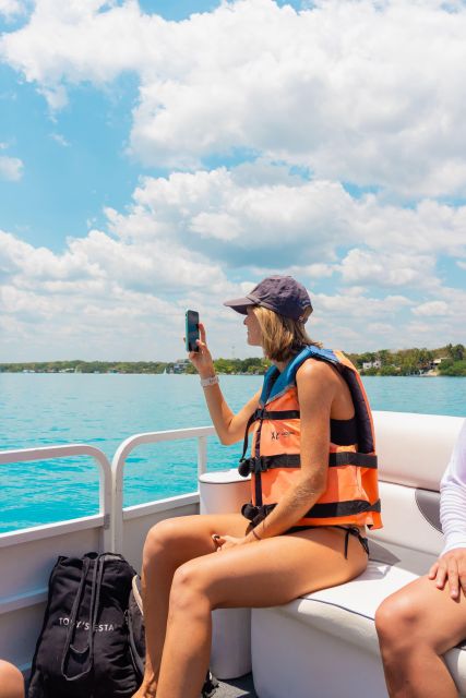 Pontoon Tour in Bacalar Seven Colors Lagoon - Tour Rating & Reviews