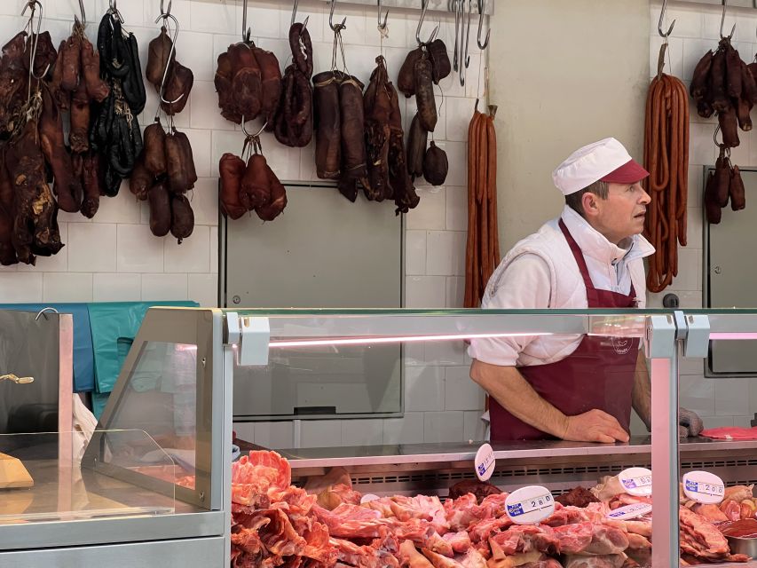 Porto: Bolhão Market and Codfish Tasting Guided Food Tour - Experience Highlights