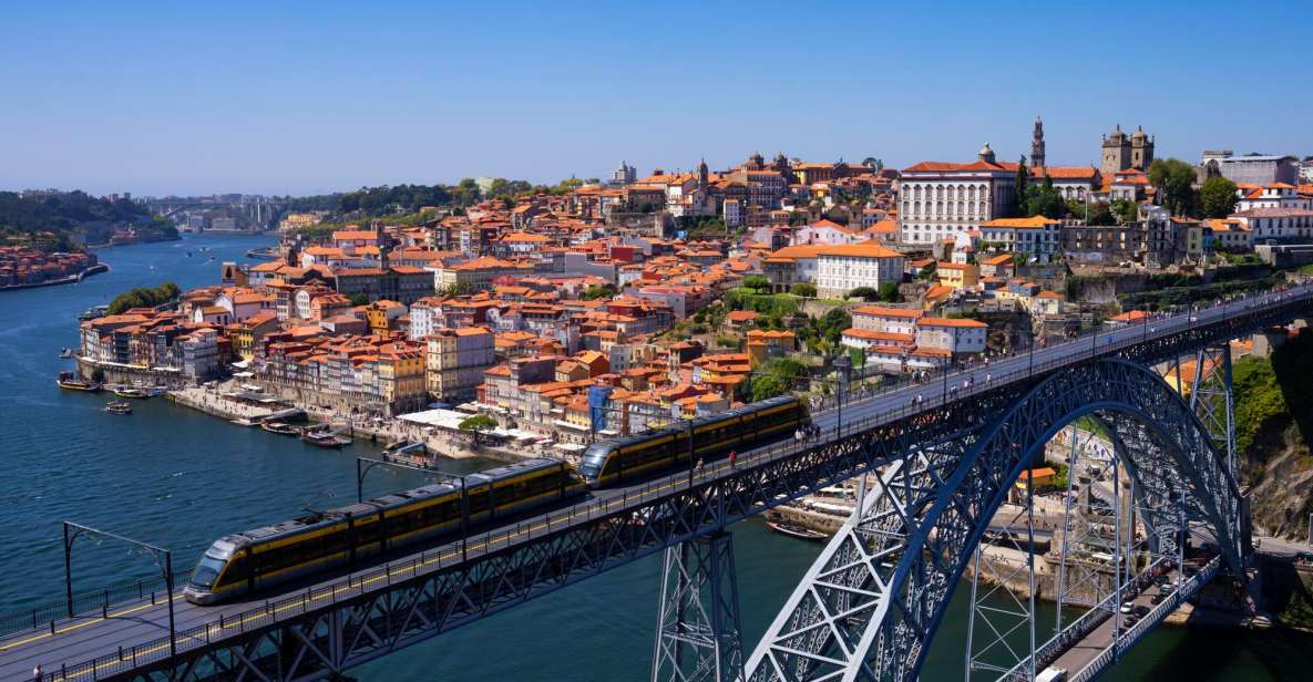 Porto: Express Walk With a Local in 60 Minutes - Experience Highlights
