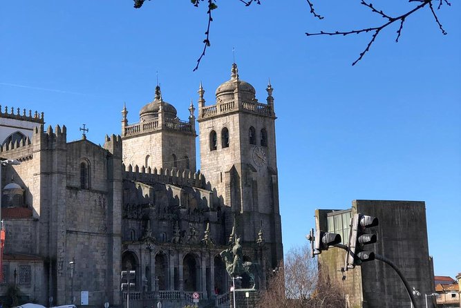 Porto Walking Tour - Guide Expertise