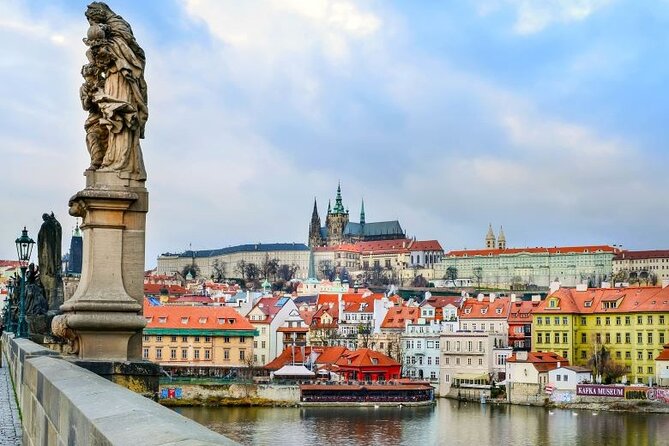 Prague: Bus Tour, Walking Tour, River Cruise and Lunch - Booking and Cancellation Policy