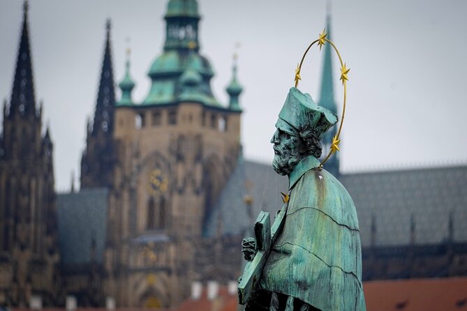 Prague Castle Grounds & Highlights With Pragueway Tours - Tour Highlights