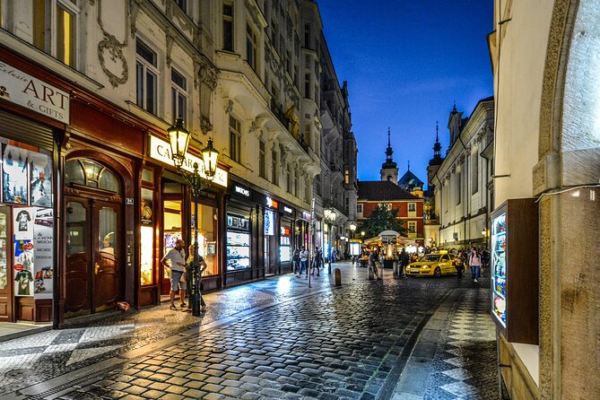 Prague : Private Custom Walking Tour With a Guide (Private Tour) - Refund Policy Details