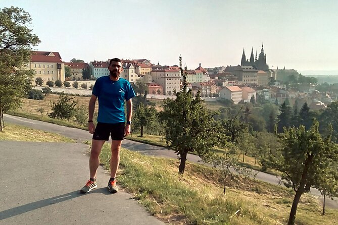 Prague Running Tour: City Highlights And Hidden Places - Local Guide Expertise and Itinerary
