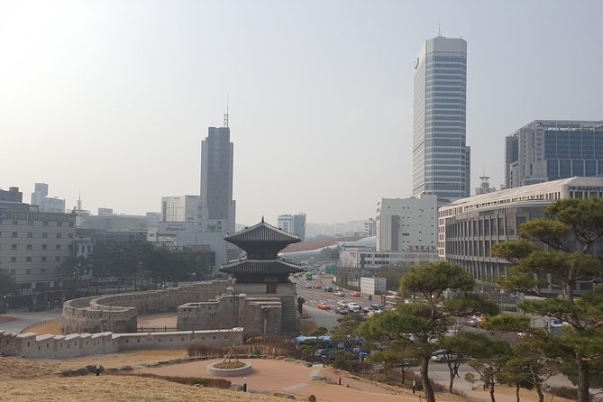 Primary and Main Royal Palace, Gyeongbokgung Palace and Its Vicinity - Architectural Wonders Within the Palace