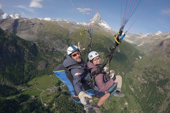 Private 15min Panoramic Matterhorn Paragliding Flight in Zermatt - Product Code Details