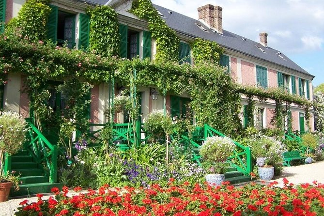 Private 5-Hour Round Transfer to Giverny, Claude Monet Museum From Paris - Inclusions