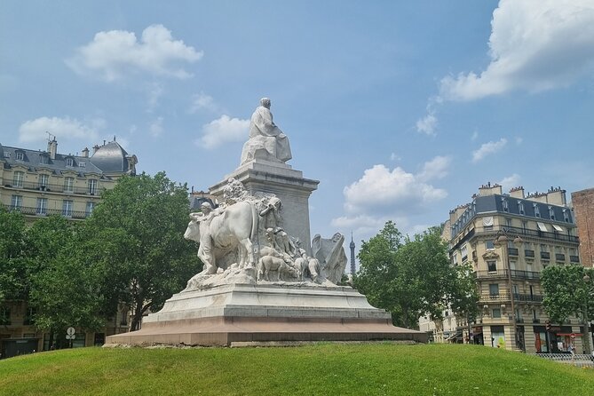 Private and Secret Tour of the 7th Arrondissement of Paris - Exclusive Access to Hidden Gems