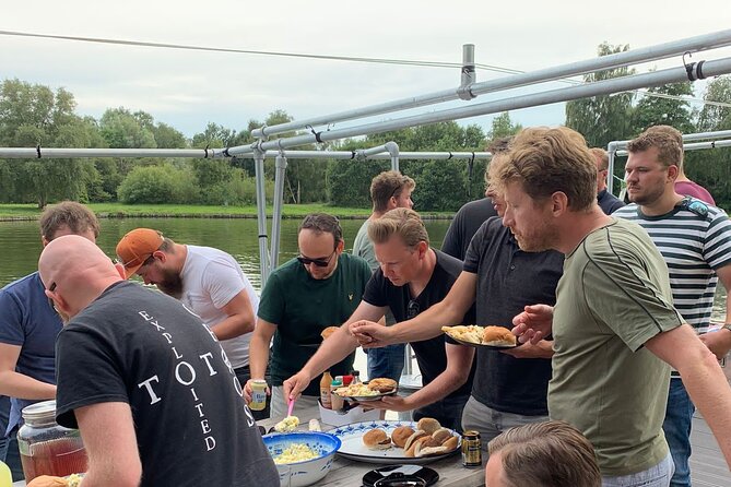 Private BBQ Cruise Tour at Lake Paterswoldsemeer With Drinks - Tour Logistics and Exclusivity