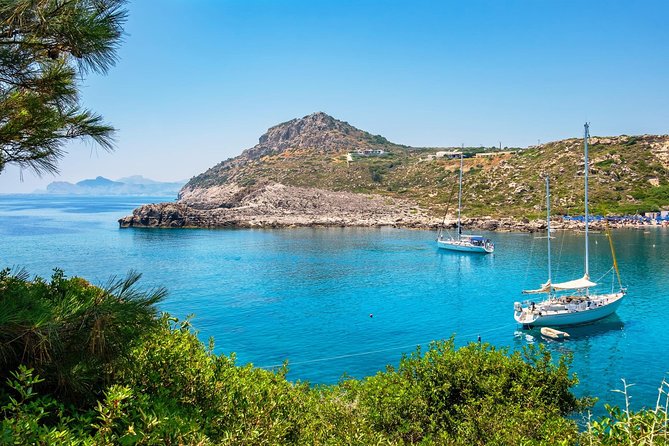 Private Catamaran Day Sailtrip From Rhodes to Tsampika Beach via Anthony Quinn - Catamaran Details