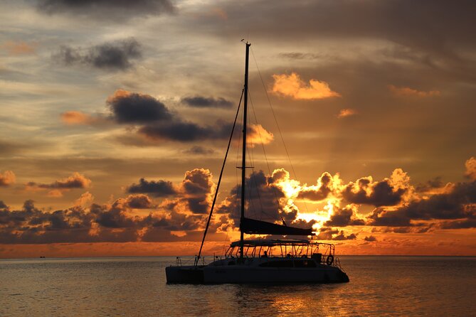 Private Day Sailing Cruise on Yacht in Nha Trang - Enjoy Private Sailing Excursion