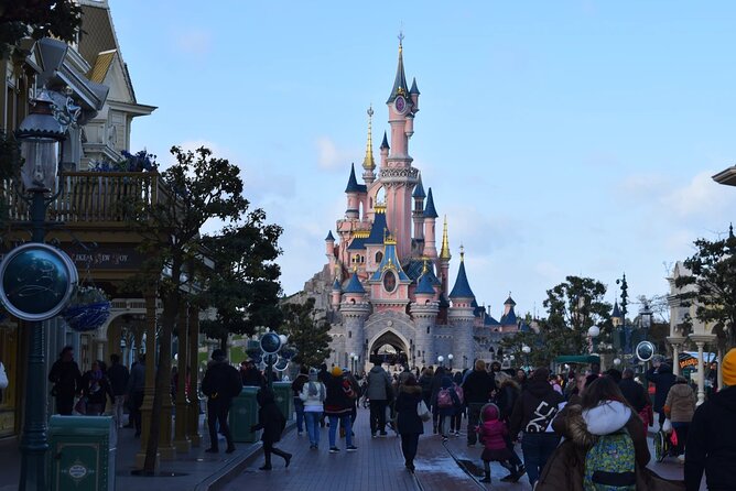 Private Disneyland Trip With Eiffel Tower - Cancellation Policy