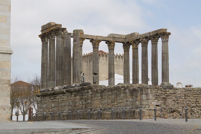 Private Évora Tour - Megaliths, Historical Center and Cork Region - Booking Details