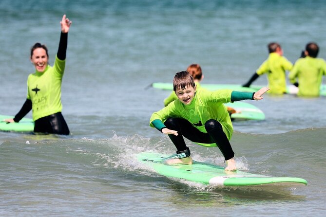 Private Family / Small-Group Surf Lesson (max. 4) in Newquay. - Ideal Group Size