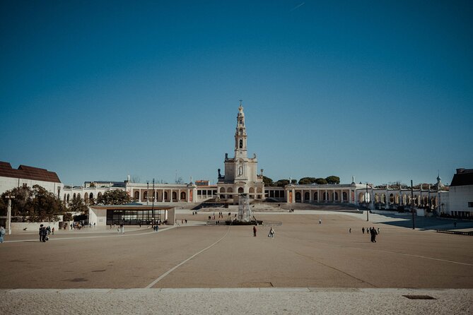 Private Fátima, Batalha, Nazaré and Óbidos Tour - Pricing Information