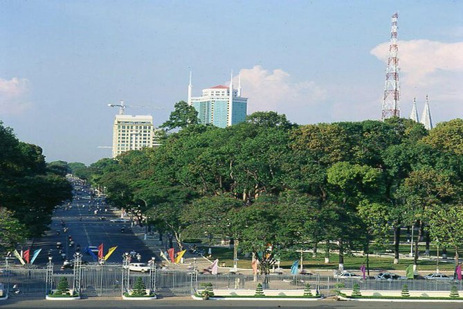 Private Full Day Tour of Ho Chi Minh City Including Lunch - Tour Duration and Language Offered