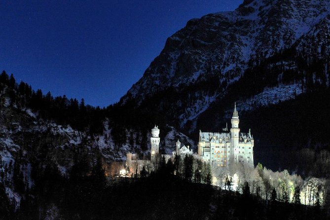 Private Group Tour From Garmisch-Partenkirchen to Neuschwanstein and Linderhof Castle - Exclusive Castle Visits