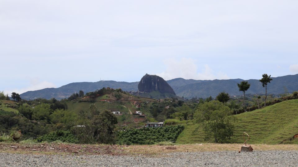 Private Guatape Tour: All-Inclusive for 2 to 4 People - Group Size and Inclusions