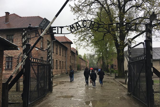 Private Guided Tour Prague to Auschwitz Birkenau With Transfers - Booking and Cancellation Policy