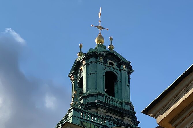 Private Guided Tour "Sacred Stones: The Stockholm Cathedral" (1H) - End Point and Expectations