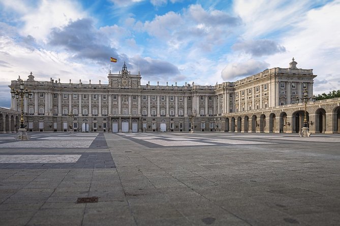 Private Madrid Royal Palace - Experience Overview