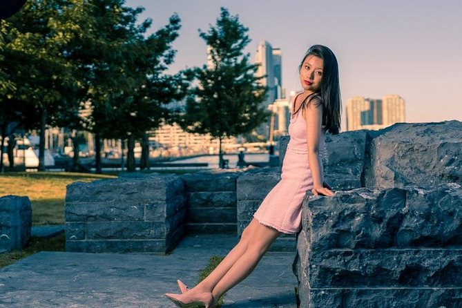 Private Photo Session With a Local Photographer in Toronto - What To Expect and Additional Information