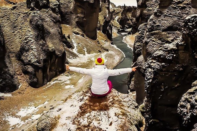 Private Photo Session With a Local Photographer in Vatnajökull - Booking Process and Policies