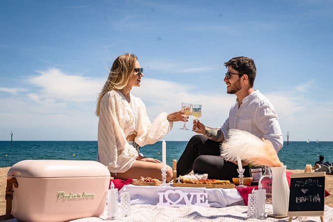 Private Romantic Picnic in Barcelona - Health and Participation Guidelines