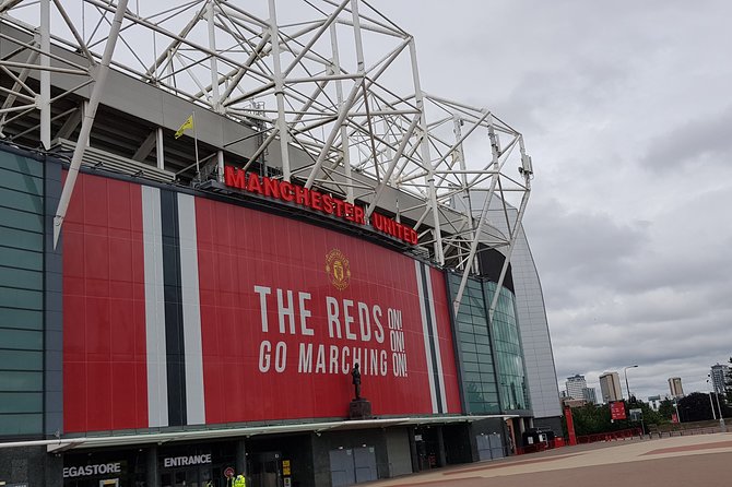 Private Round-Trip Transfer From Manchester Airport to Old Trafford Stadium - Accessibility Information