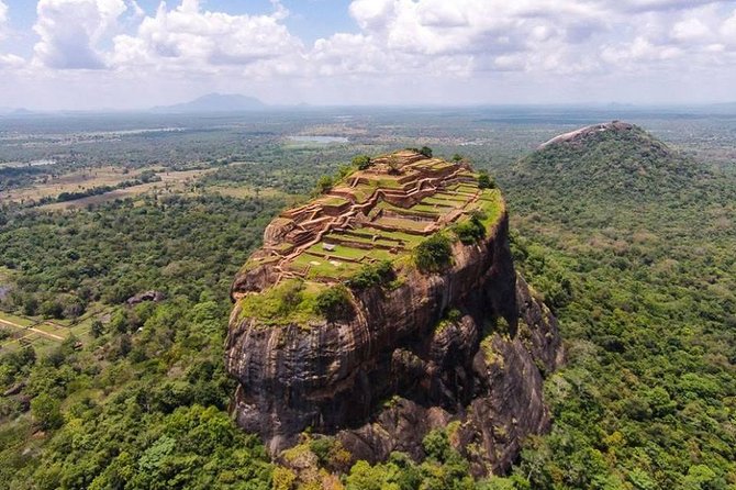 Private Sigiriya, Dambulla and Village Day Trip From Colombo - Exploration Highlights