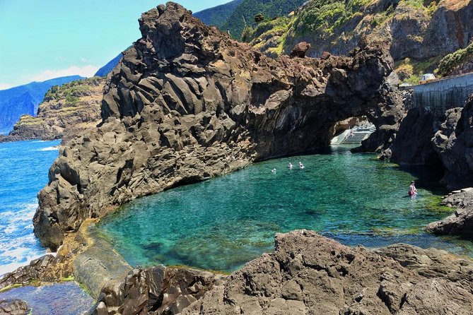 Private Small Group Full Day 4x4 Tour in Northwest Madeira - Traveler Experience