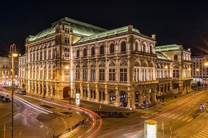 PRIVATE TOUR: From Prague to Stunning Vienna With Local Guide - Booking Information