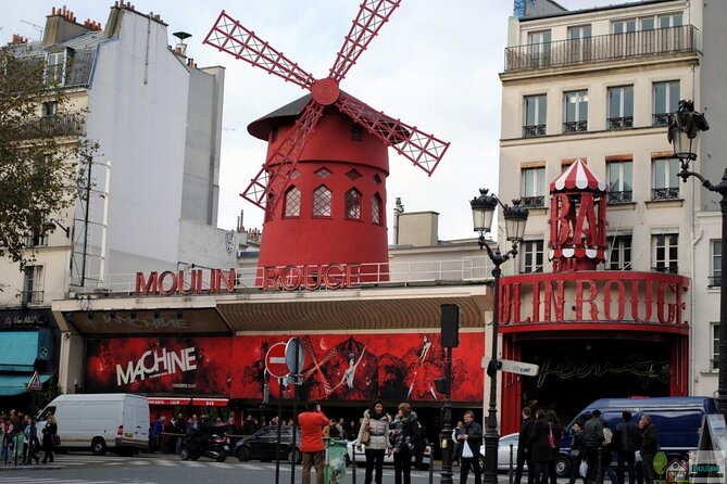 Private Tour of Paris Montmartre With Audio Guide - Meeting Point Details