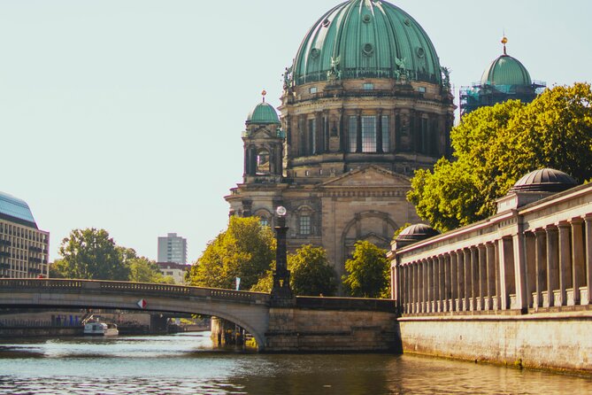 Private Tour of the Best of Berlin - Sightseeing, Food & Culture With a Local - Immersive Cultural Experiences